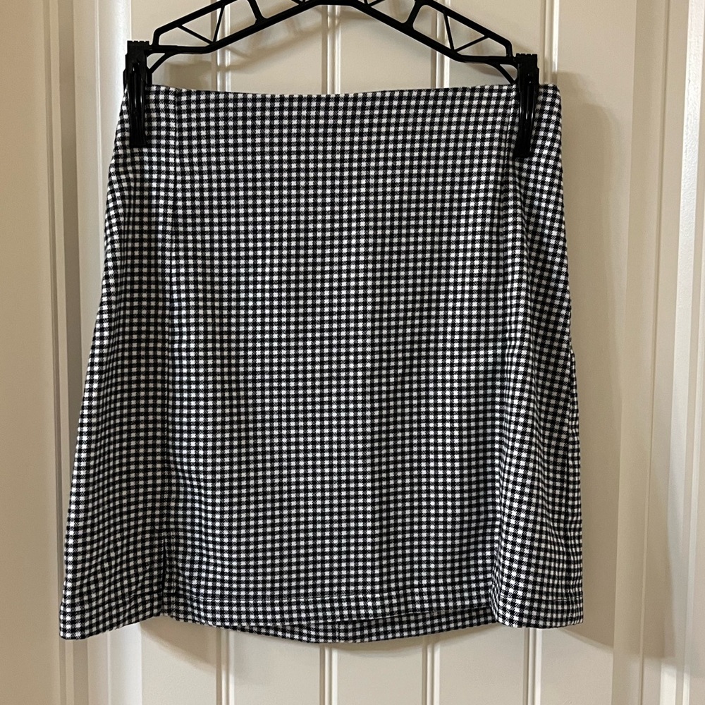 BRANDY MELVILLE PLAID MINI SKIRT ONE SIZE